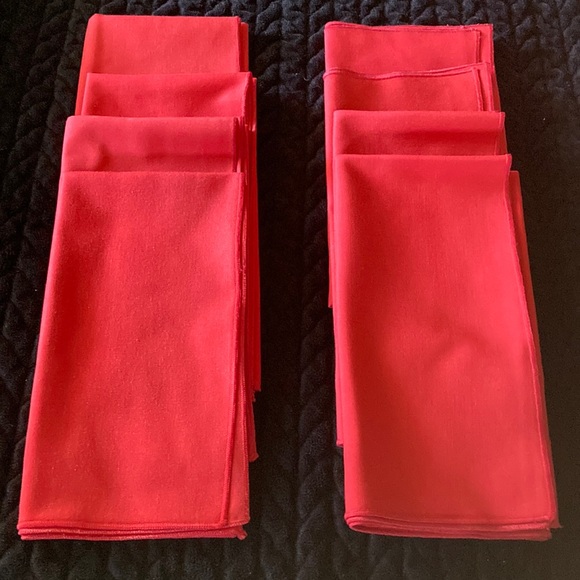 Cloth Dinner Napkin - Picture 1 of 1